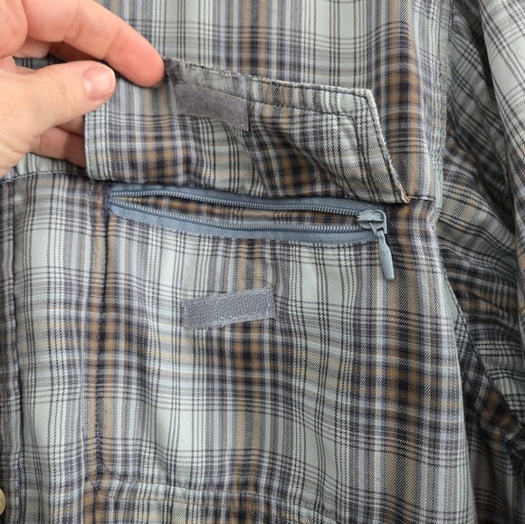 Columbia Titanium Men's Large Blue Plaid Shirt 69724 - Picture 10 of 16